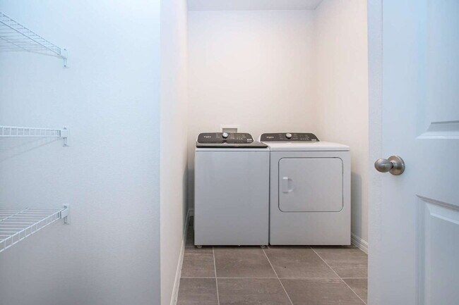 Building Photo - 14111 Crutchfield Ct