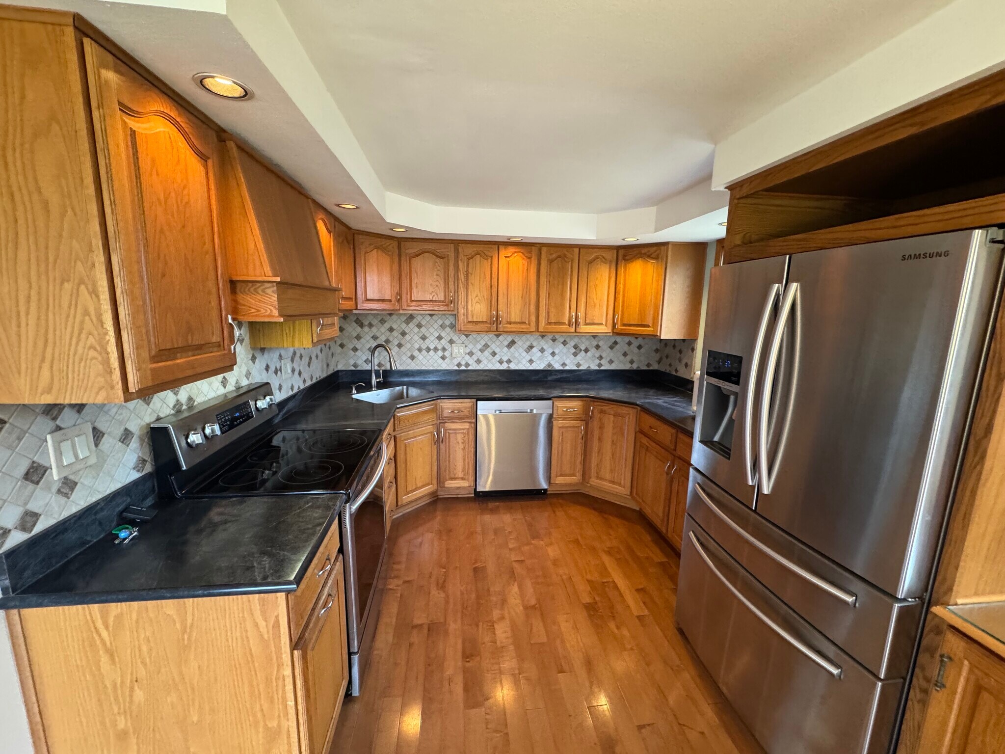 Building Photo - 4000 Marlton Cir