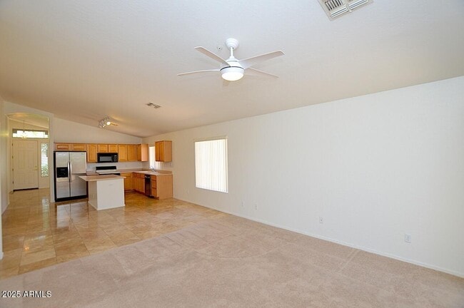 Building Photo - 10253 E Penstamin Dr