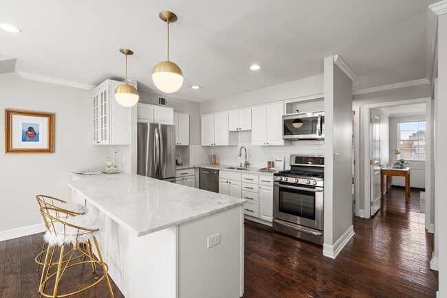 Building Photo - 27 Bowdoin St