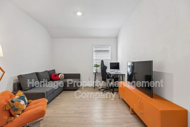 Building Photo - 634 Bean Bnd