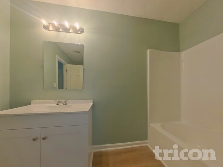 Building Photo - 303 Mephisto Cir