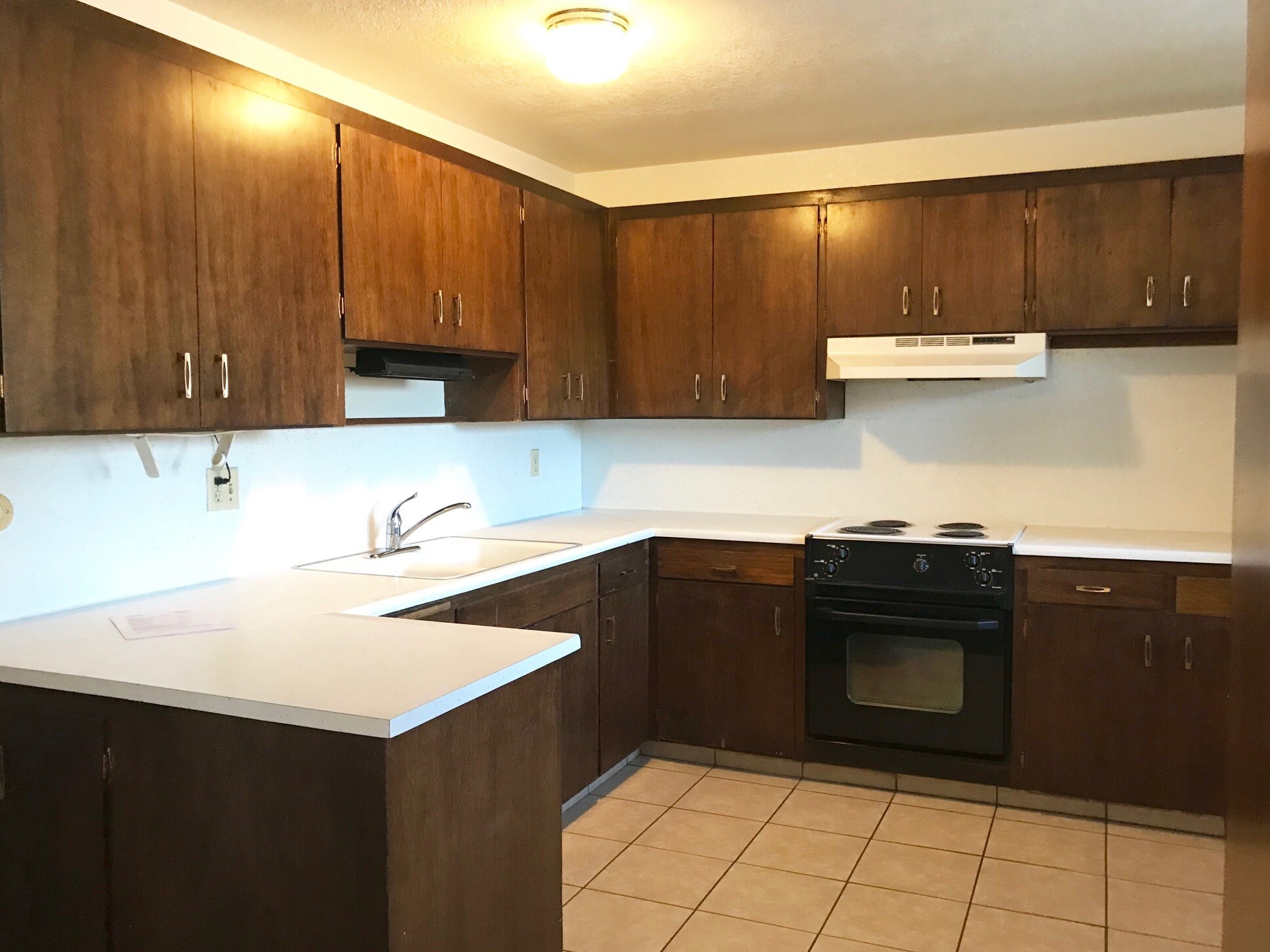 Building Photo - 80 N 200 E