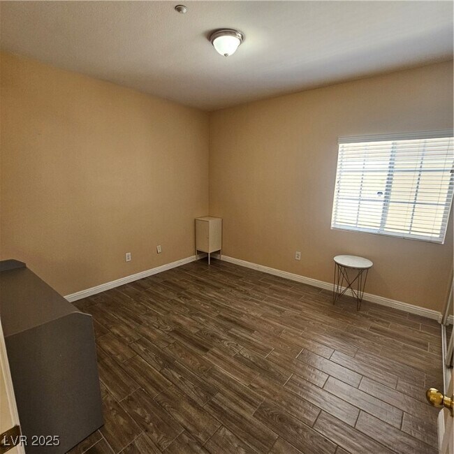 Building Photo - 833 Aspen Peak Loop