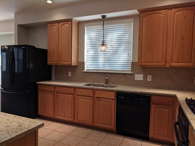 Building Photo - Charming 4 beds 3 baths in Frisco