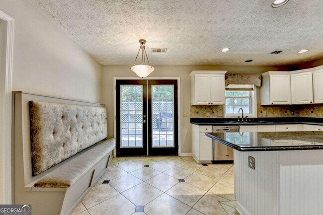 Building Photo - 2915 White Blossom Ln