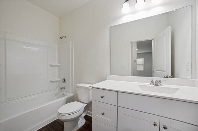 Building Photo - 14426 Elkhorn Crest