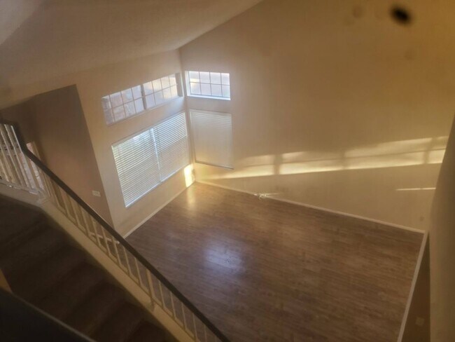 Building Photo - 16014 N 48th Pl