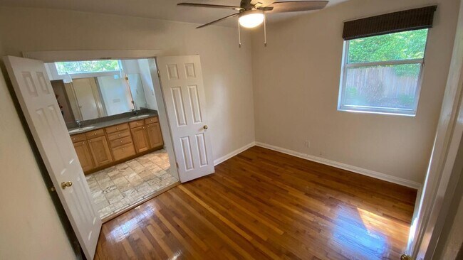 Building Photo - 5428 Stetson Rd