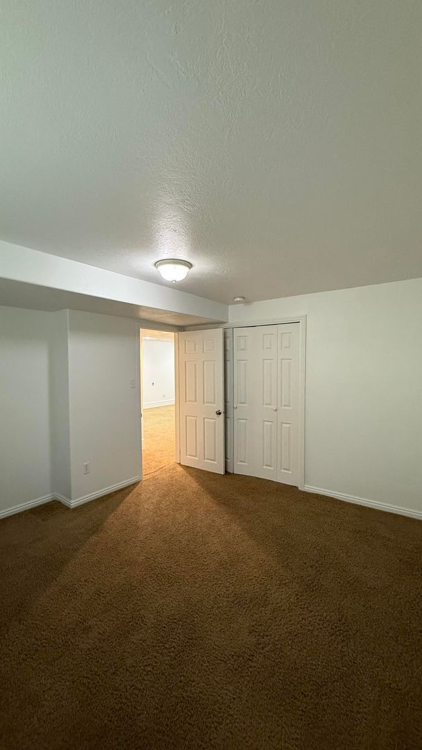 Building Photo - Large Single Family Lehi Home available now!