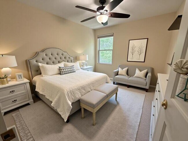 Building Photo - SIngle Family