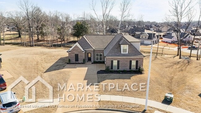 Building Photo - 1802 Millers Cv