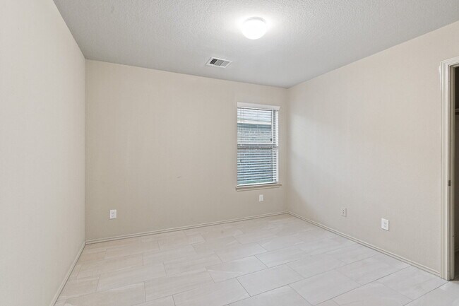 Building Photo - COMING SOON 6/1/2026 2414 Fall Aster - Beautiful 4-bedroom, 2-bathroom home with a 2-car garage l...