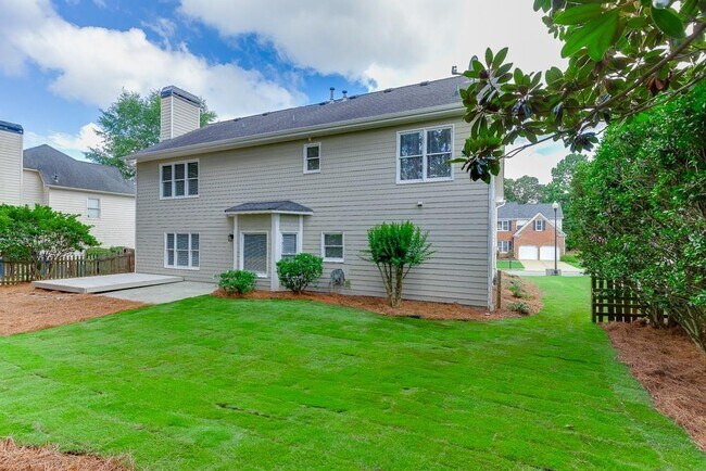 Building Photo - 1795 Lake Heights Cir