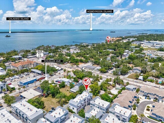 Building Photo - 946 Highland Ave