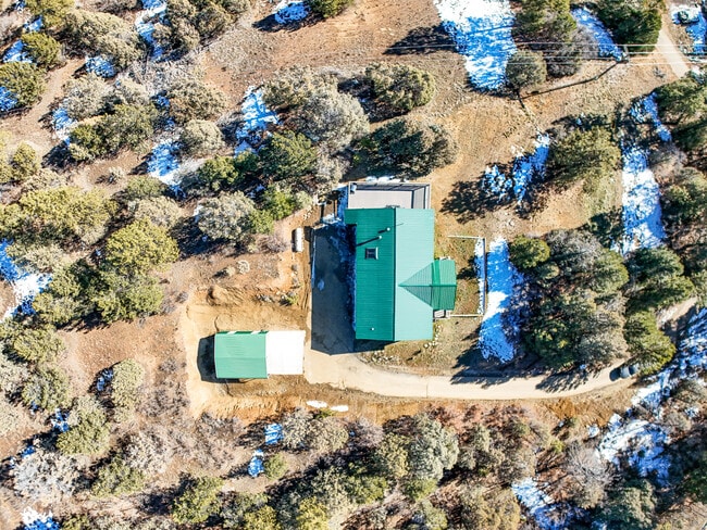 Building Photo - 352 Spring Rd