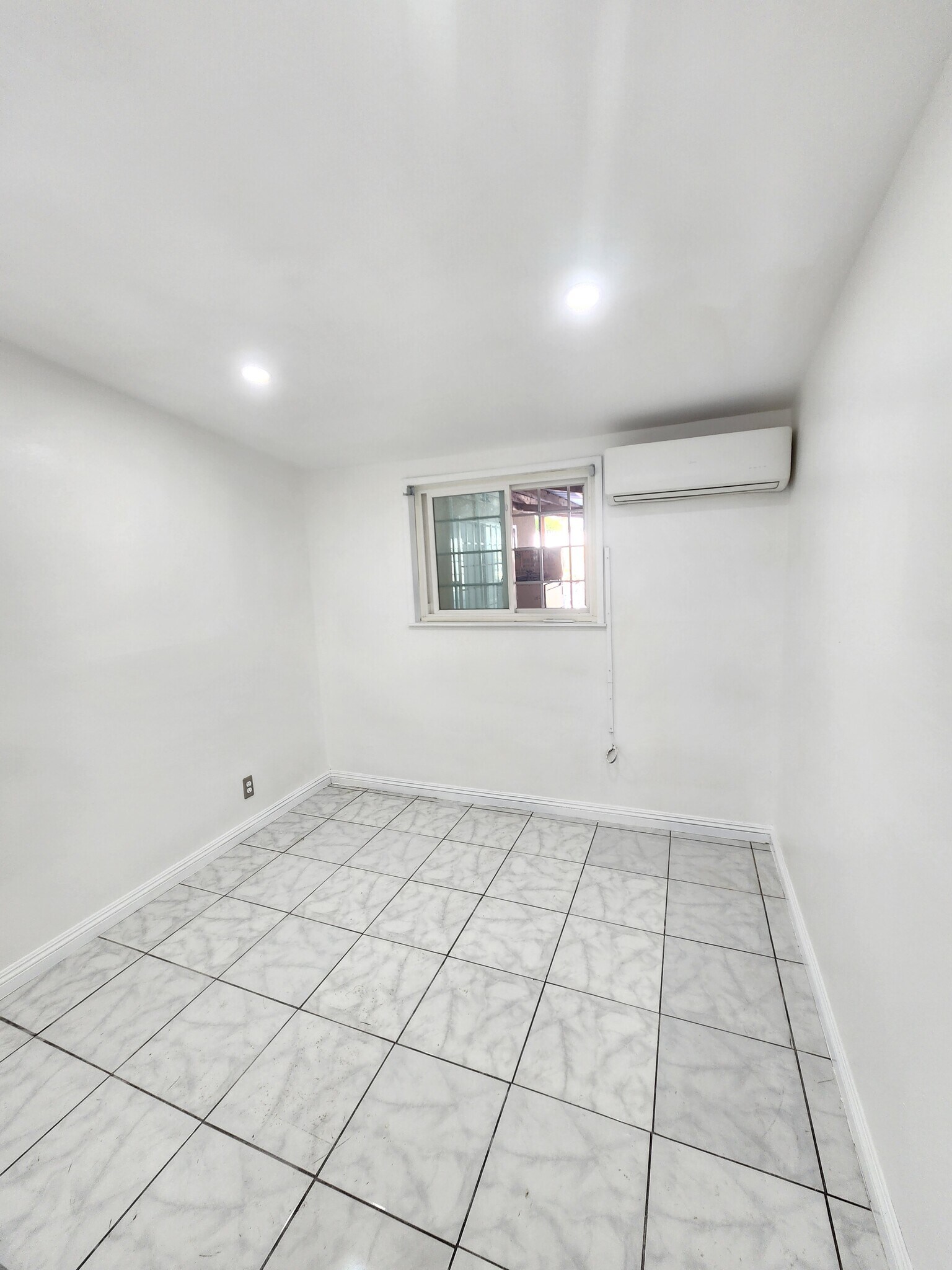 Bedroom #2 - 12402 Darnell St