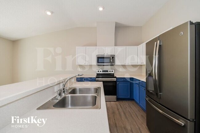 Building Photo - 1437 Heather Ct