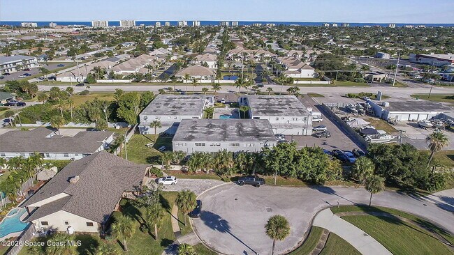 Building Photo - 1170 S Patrick Dr