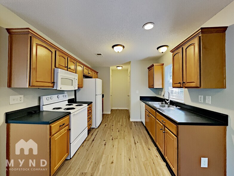 Building Photo - 8219 Braids Bend Ct