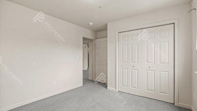 Building Photo - Two Bedroom Apartment in Rifle