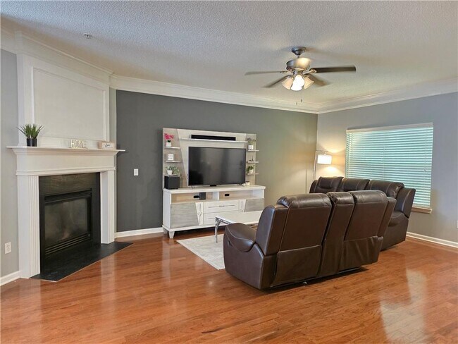Building Photo - 1208 Charleston Ct
