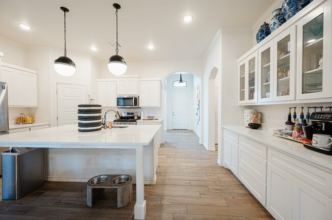 Building Photo - 5401 Constitution Ave