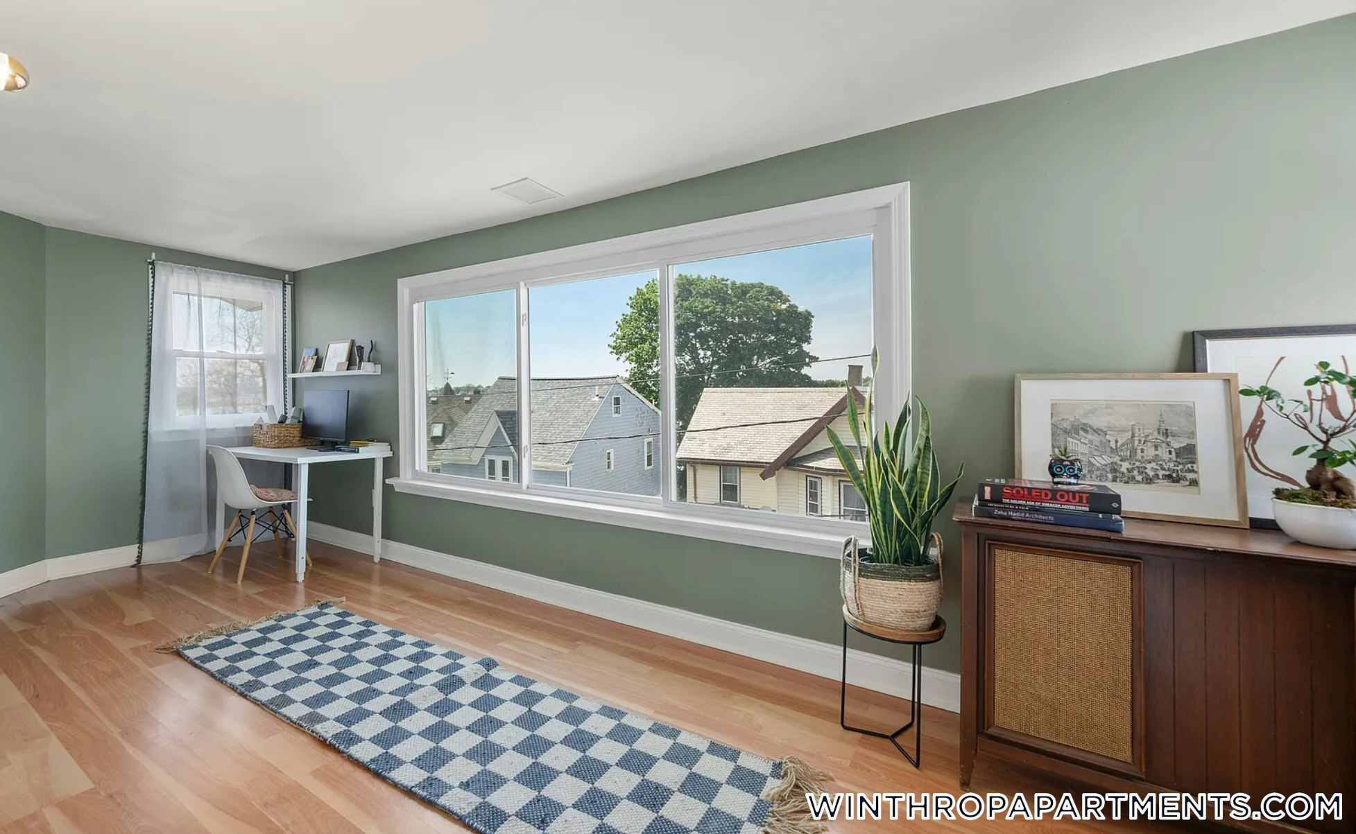 Building Photo - 62 Park Ave