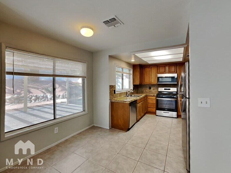 Building Photo - 2337 Danville Ct