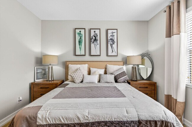 Building Photo - Furnished Rental