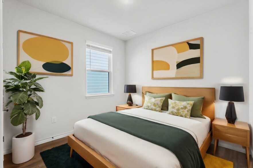 Second Bedroom. This has been virtually staged. - 5402 Jason Dr
