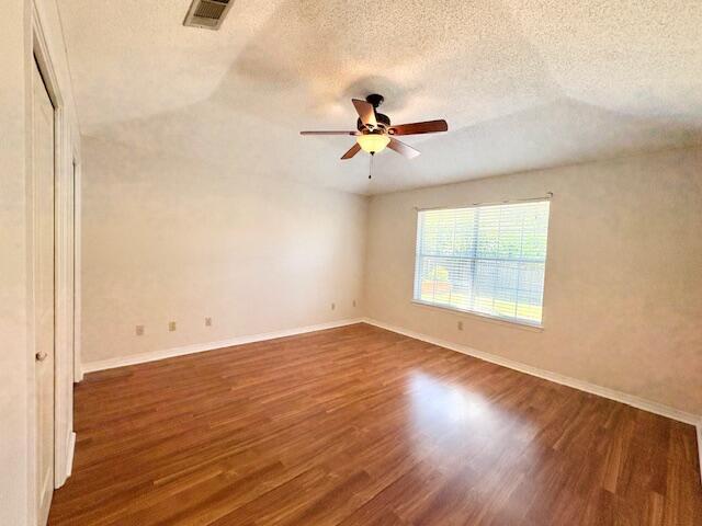 Building Photo - 101 Meadow Woods Ln
