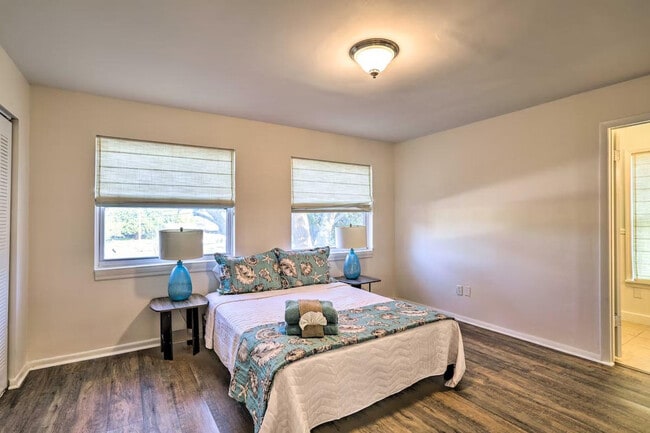 Building Photo - 4484 Cobia Dr SE