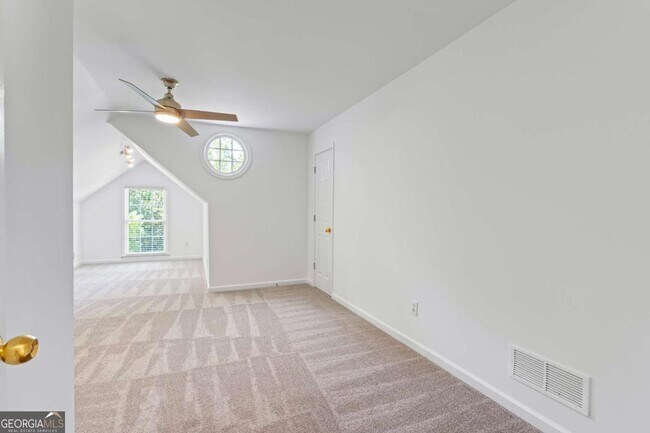 Building Photo - 1249 McLendon Dr