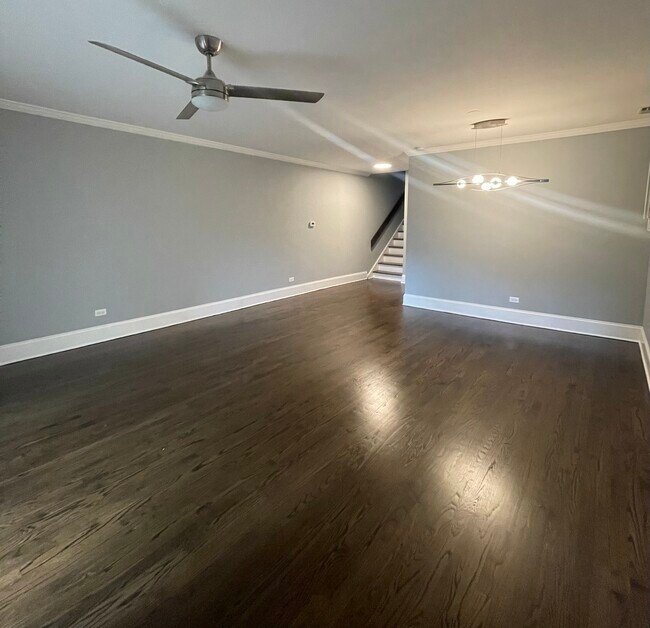 Building Photo - 1265 W Flournoy St