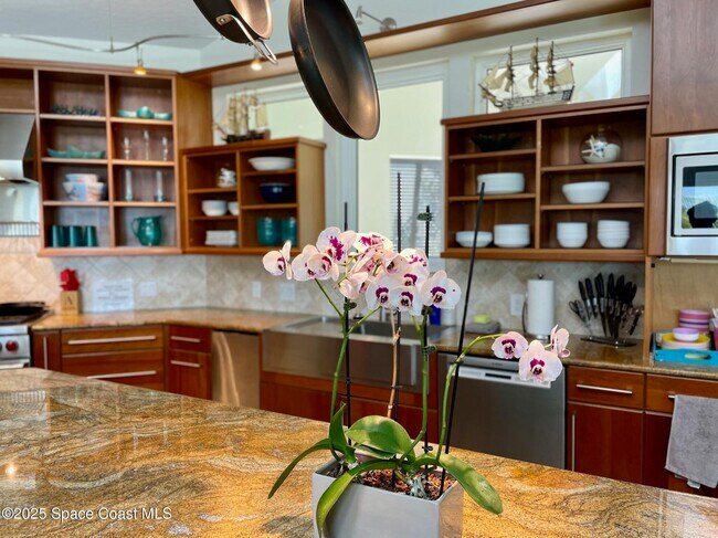 Building Photo - 3585 S Atlantic Ave