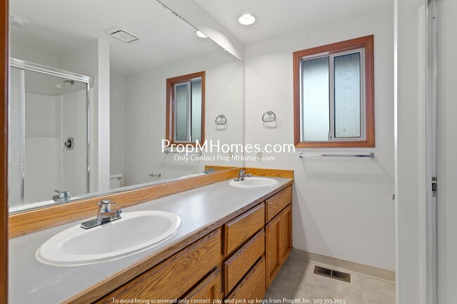 Building Photo - Charming 3-Bedroom, 2.5-Bath Home in Aloha