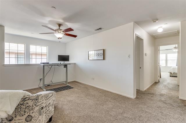 Building Photo - 1136 Landon Ln