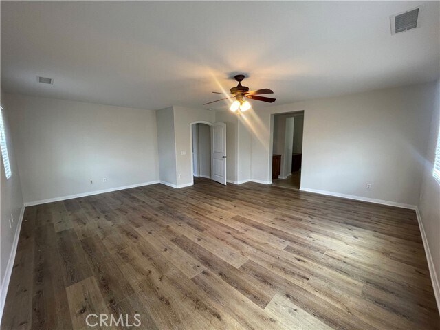 Building Photo - 37280 Parkway