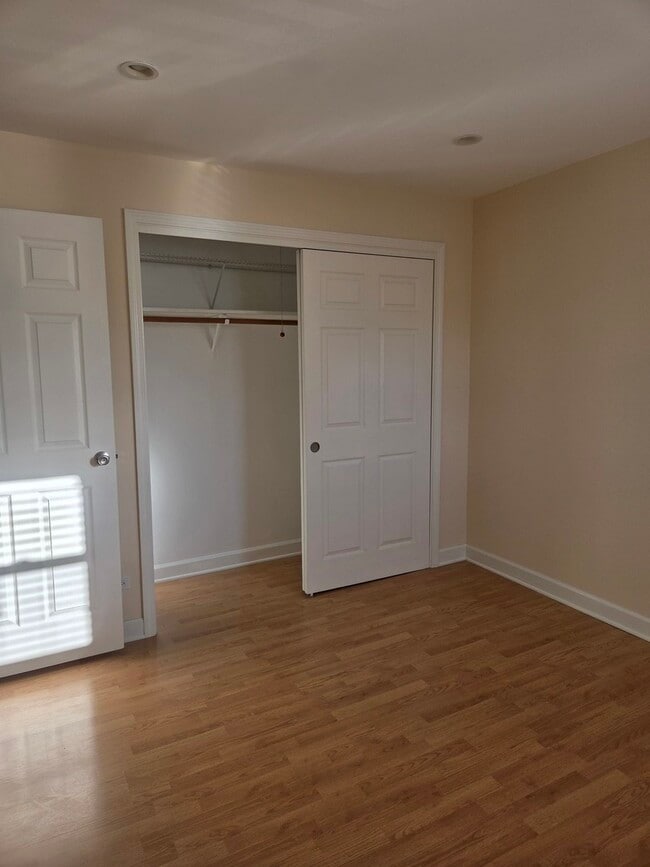 Building Photo - 6830 W Lode Dr