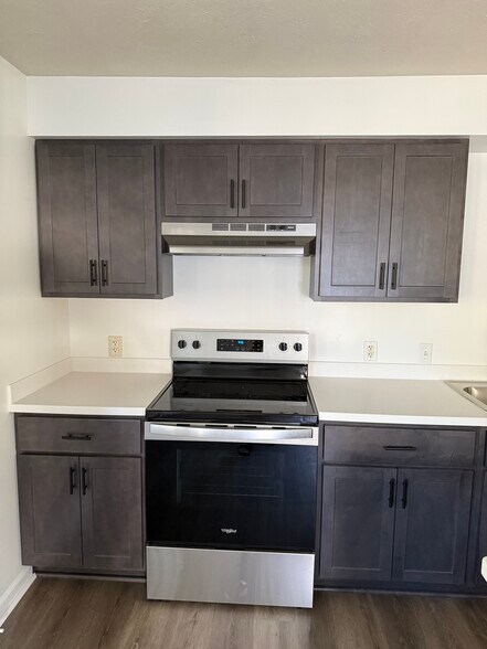 Kitchen - 30 East Ave