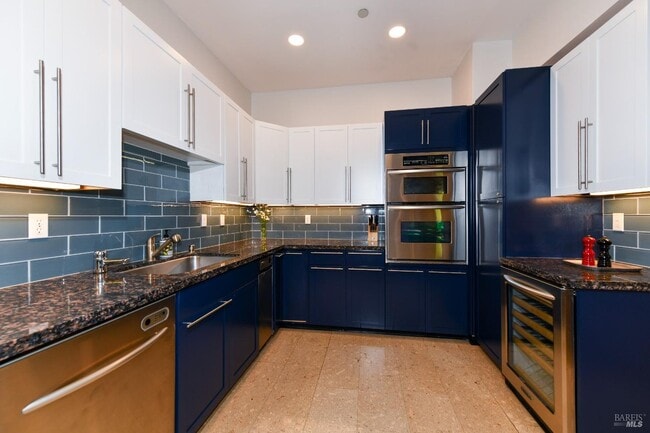 Building Photo - 13756 Arnold Dr