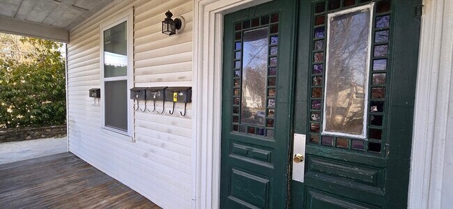 Building Photo - 47 Cocasset St