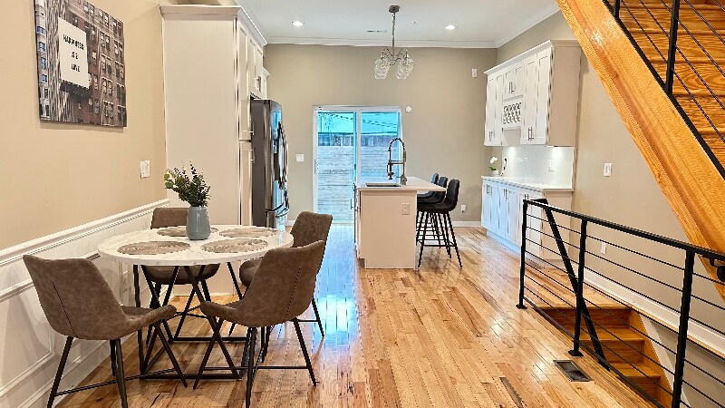 Building Photo - 1311 S Bouvier St