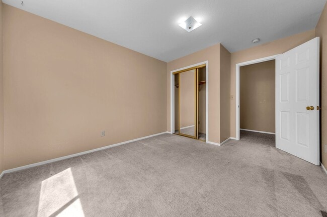Building Photo - One Story Home