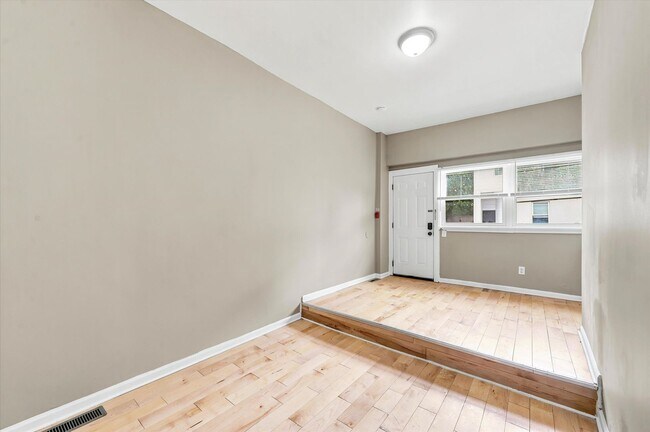 Building Photo - 2112 Orthodox St