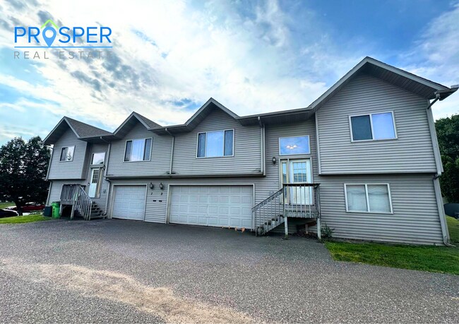 Building Photo - 856 Kari Dr