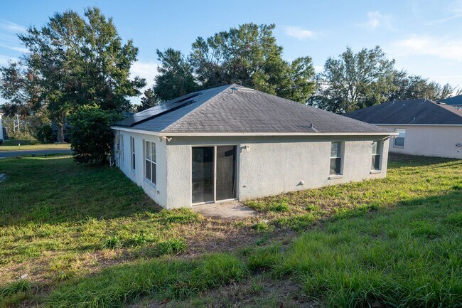 Building Photo - 3/2~Ridge Valley ~ Save with Solar!