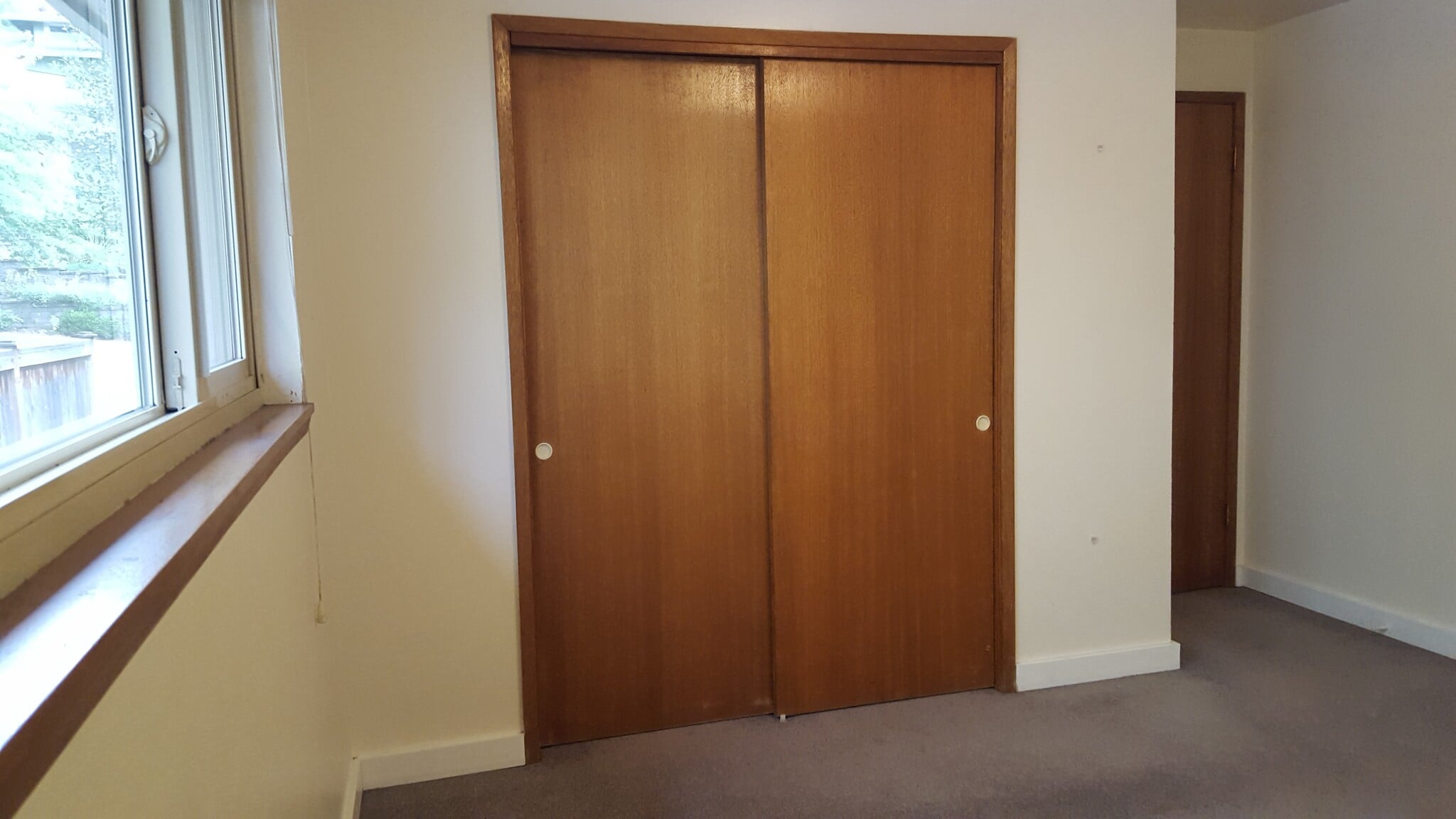 Building Photo - 3659 Dayton Ave N