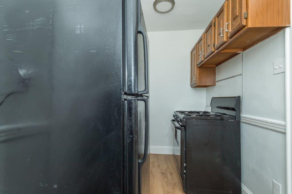 Building Photo - 320 Highland Ave